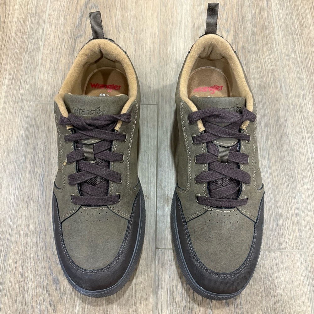 Wrangler Memory Foam Men’s Lightweight Laceup Sneakers Sintetico size 10.5